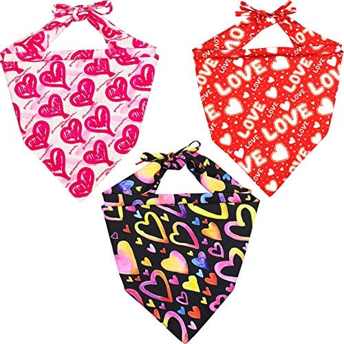 LAMPHYFACE 3 Pacote de cachorro do dia dos namorados Bandana Triangle Bib Accessories com corações e designs de amor