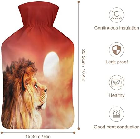 Leão e pôr do sol africano na África garrafas de água quente saco de água quente com tampa fofa para cólicas do período de alívio da