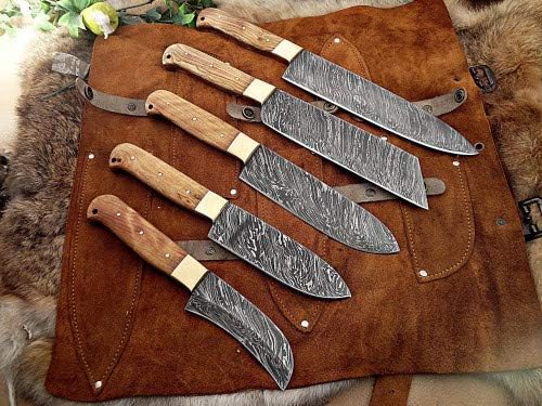 Damasco Knife personalizado feito artesanal 8 a 12 Mança de madeira de oliva Conjunto de chefs de 5