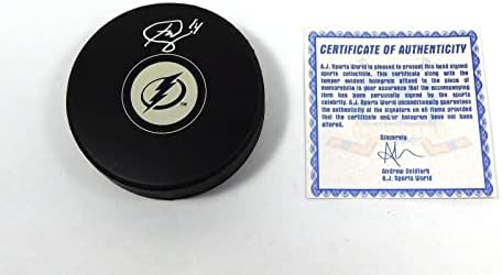 Brett Connolly assinou a NHL Sovenir Hockey Puck Lightning AJ Sports Auto - Pucks de NHL autografados