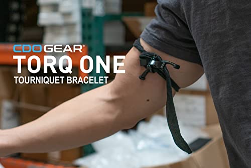 CDO Gear Torq One® Tourniquet Bracelet | Dobra -se em torneio de estilo gato completo | Transporte diário | Anexa