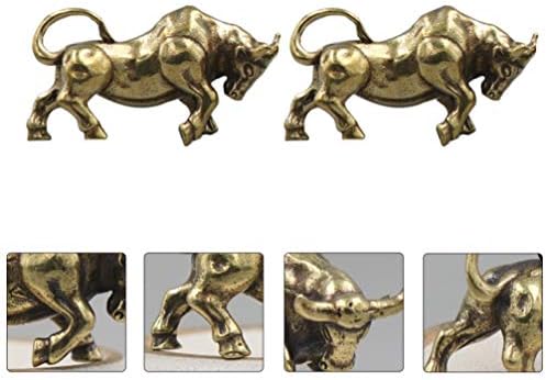 Vorcool 2pcs Brass Bull Bull Feng Shui Prop Ano Novo Pingente Retro touros de touros pendente de chaves de mesa de compasso de vaca