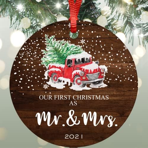 Caminhão vermelho com ornamentos de cerâmica de natal da árvore Nosso primeiro Natal como Sr. e Sra. 2021 Ornamento