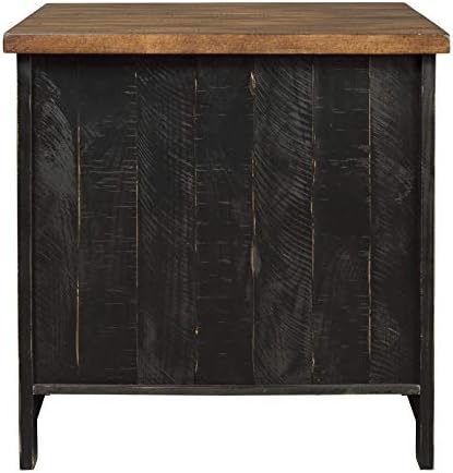 Design de assinatura de Ashley Valebeck Farmhouse Table retangular com armazenamento, acabamento marrom e preto angustiado