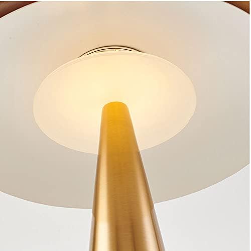 2023 mais recente popular popular pós -moderna Lâmpada de mesa de ferro forjado Creative Cogumelo Decoração Night Light LED