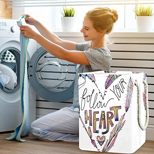 Sacos de armazenamento de cesta de lavanderia branca de coração embutido com suportes destacáveis ​​cesto de roupa dobrável para brinquedos