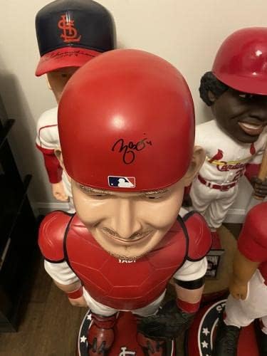 Yadier Molina assinou o St. Louis Cardinals 3 pés pés bobblehead JSA super raro - figuras autografadas da MLB