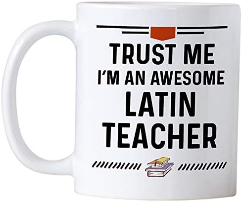 Casitika Funny Latin Professor Presentes. 11 oz caneca de café cerâmica para professores de língua latina. Confie em mim, sou um incrível
