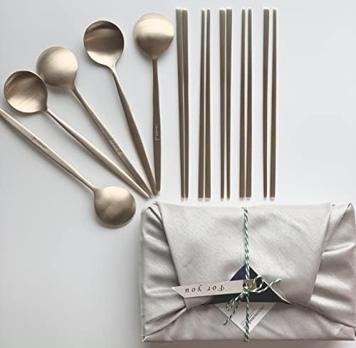 Cozymomdeco coreano fez talheres de utensílios tradicionais colher e pauzinhos de brassware luminoso de ouro 5 set com embrulho furoshiki