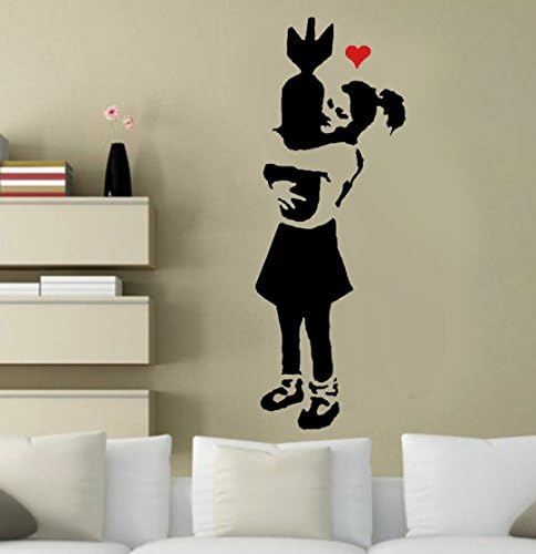 Banksy Girl abraçando o estêncil da bomba | Decoração de casa reutilizável e estêncil de pintura a artesanato