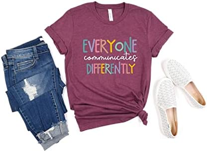 Todo mundo comunica diferentemente o autismo suporta camisa de autismo no presente de conscientização Neurodivergent Shirt