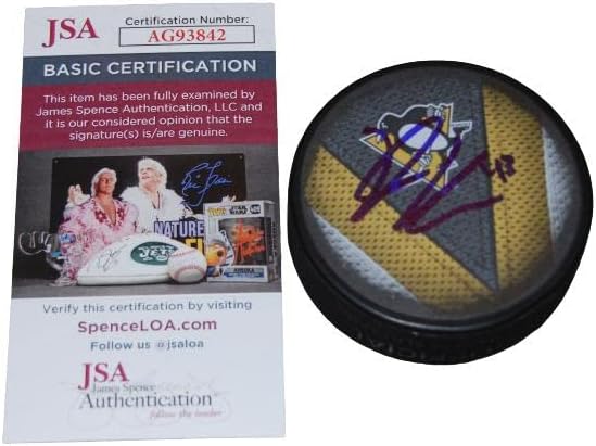 Danton Heinen assinou o hóquei de hóquei de lembrança JSA COA AG93842 - Pucks de NHL autografados