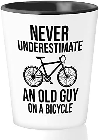 Bubble abraços de ciclismo Glass 1,5 oz - Nunca subestime um antigo - amantes do esporte amantes atléticos ciclismo halvadores