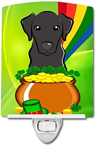 Tesouros de Caroline BB1979CNL Black Labrador St. Patrick's Day Cerâmica Night Light, compacta, certificada por UL, ideal para quarto, banheiro, viveiro, corredor, cozinha, cozinha,