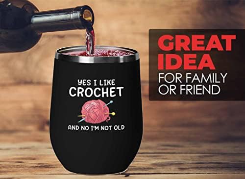 Crochet Black Wine Tumbler 12oz - Não, eu não sou velho - tricô de mão Amigurumi Estilo vintage Projetos de crochê CRACTS