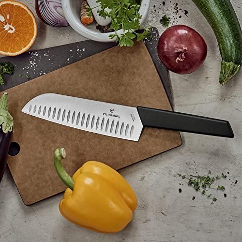Victorinox 6.9053.17kb Swiss Modern Santoku Knife para fatia, cubos, picadas de uso geral, pinCing e tudo entre lâmina