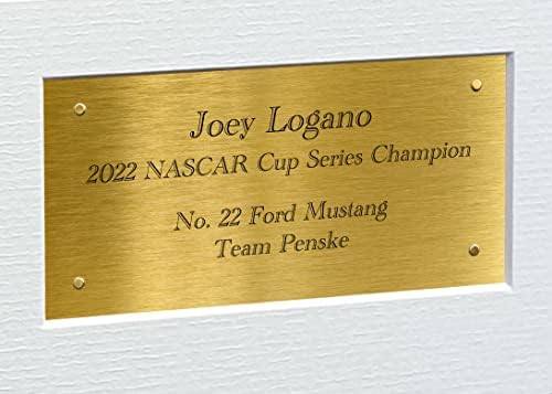 Kitbags & Lockers 2022 Joey Logano NASCAR CHAMPEN CHAMPEN NO22 FORD MUSTANG EMPRESSÃO Penske Triplo autografado assinado