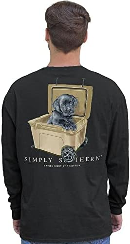 Simply Southern Mens Black Lab Puppy em uma camiseta mais fria de manga comprida lavada