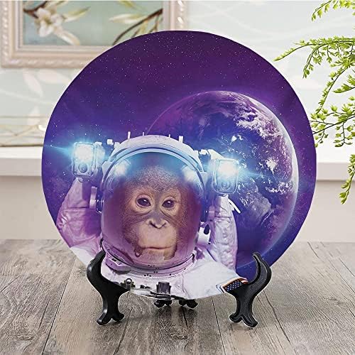 Placas decorativas dos Ligutars, ornamento de estampa espacial, macaco astronauta no espaço sideral com planeta Terra, 10 polegadas, 1 com 1 suporte de exibição, Violet White