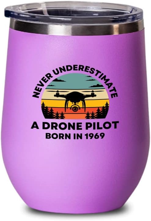 Drone Pilot Black Wine Tumbler 12oz - Piloto de drones Nascido em 1971 - Drone Pilots Aviation RC Quadcopter Operator Airline Girando