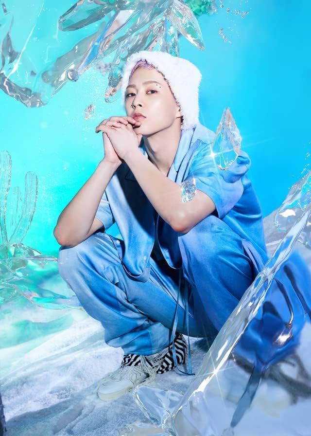Exo Xiumin 'novo' 1º mini álbum Photobook versão aleatória CD+96p Photobook+1p PhotoCard+1p Post cartão+1ea adesivo+rastreamento selado