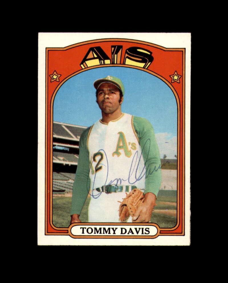 Tommy Davis assinou a mão de 1972 Topps Oakland Athletics Autograph