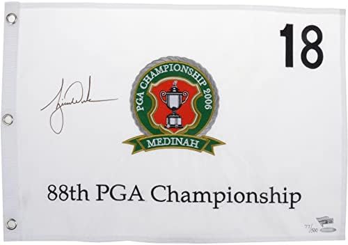 Tiger Woods autografou o campeonato de 2006 Medinah Pinflag - edição limitada de 500 - Deck superior - bandeiras de pinos de golfe