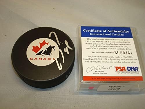 Corey Perry assinou a equipe do Canadá Hockey Puck autografado PSA/DNA COA 1B - Pucks autografados da NHL