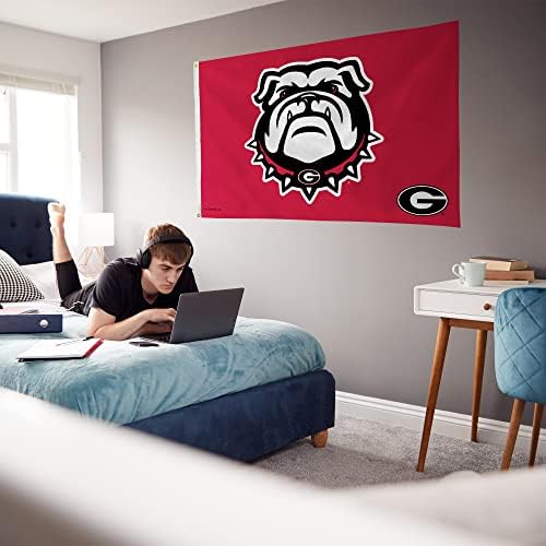 NCAA Georgia Bulldogs 3 'x 5' Bandeira de banner - Décora de um lado para baixo - interno ou externo - Home fabricado pela RICO Industries